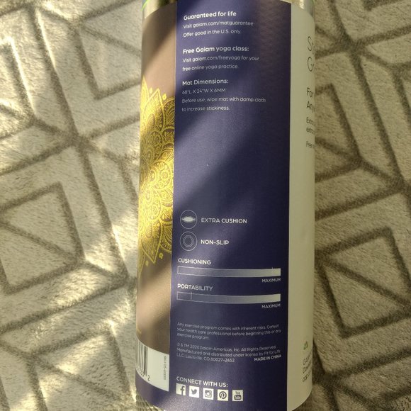 Yoga Mat Gaiam - Picture 5 of 6
